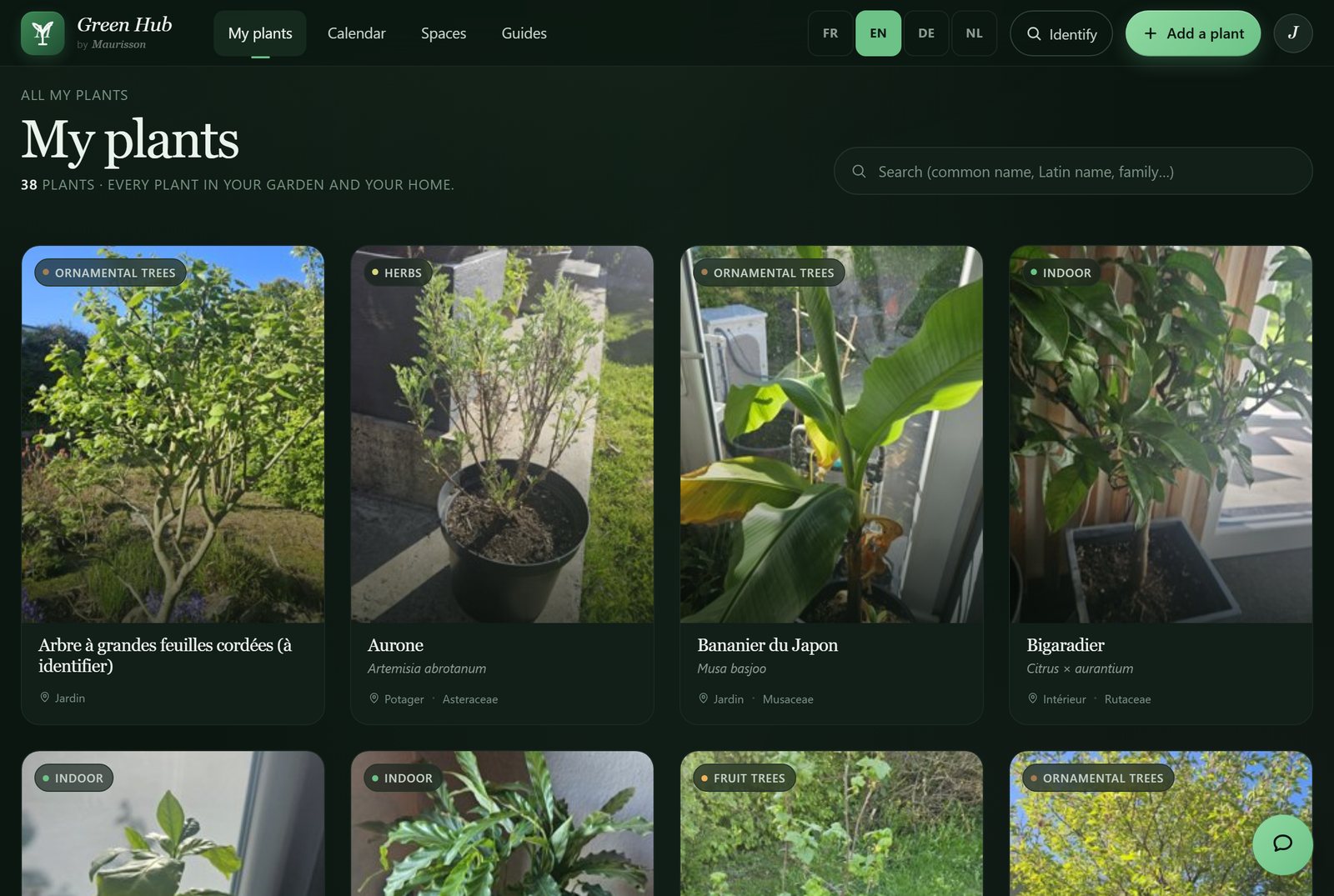 Your plants, each with its photo, its species and its space.